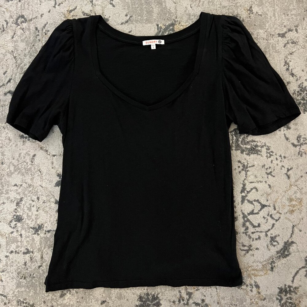Sundry for Evereve Black Tshirt, Medium